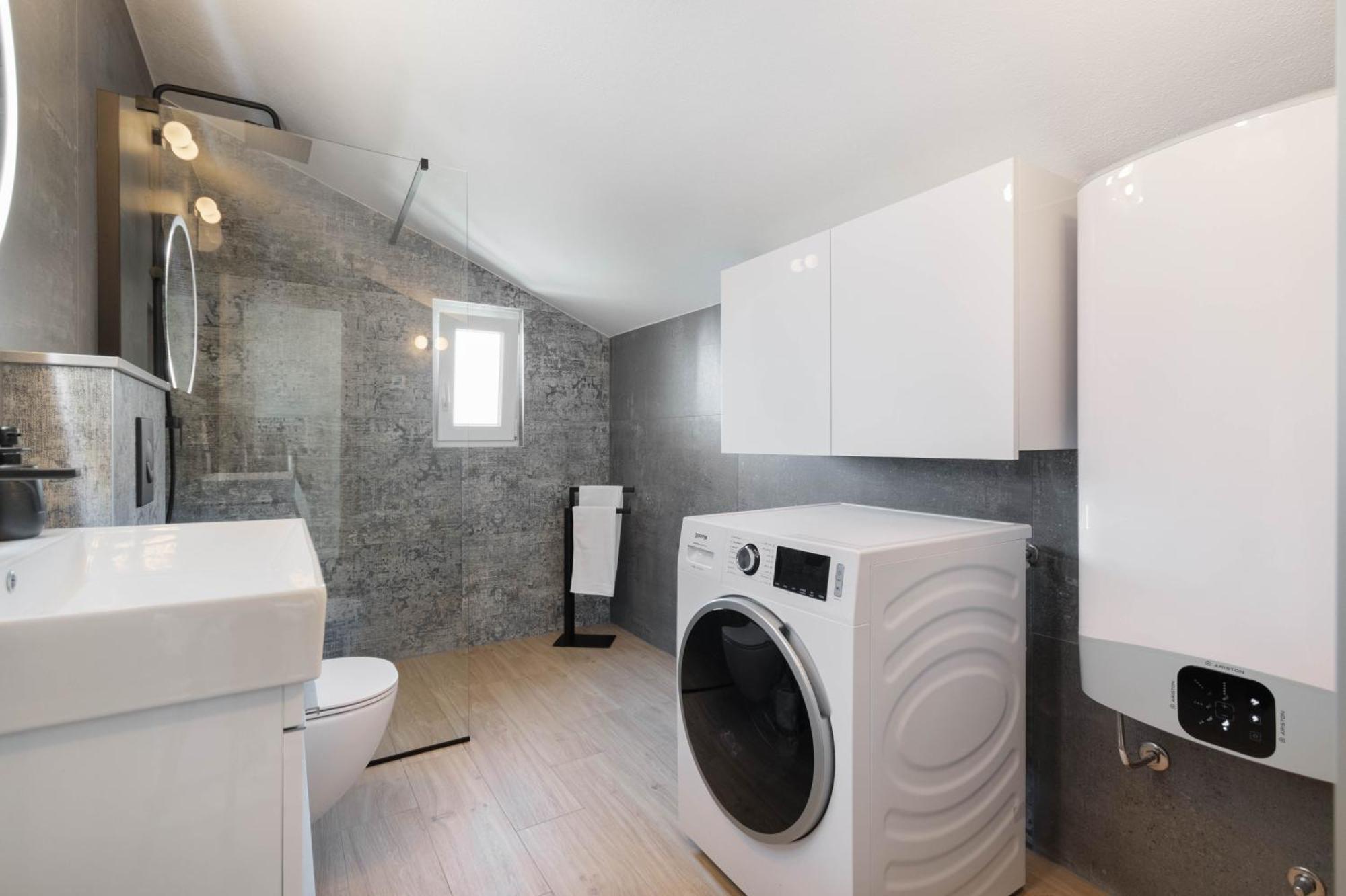 Apartman L&L Makarska Eksteriør bilde