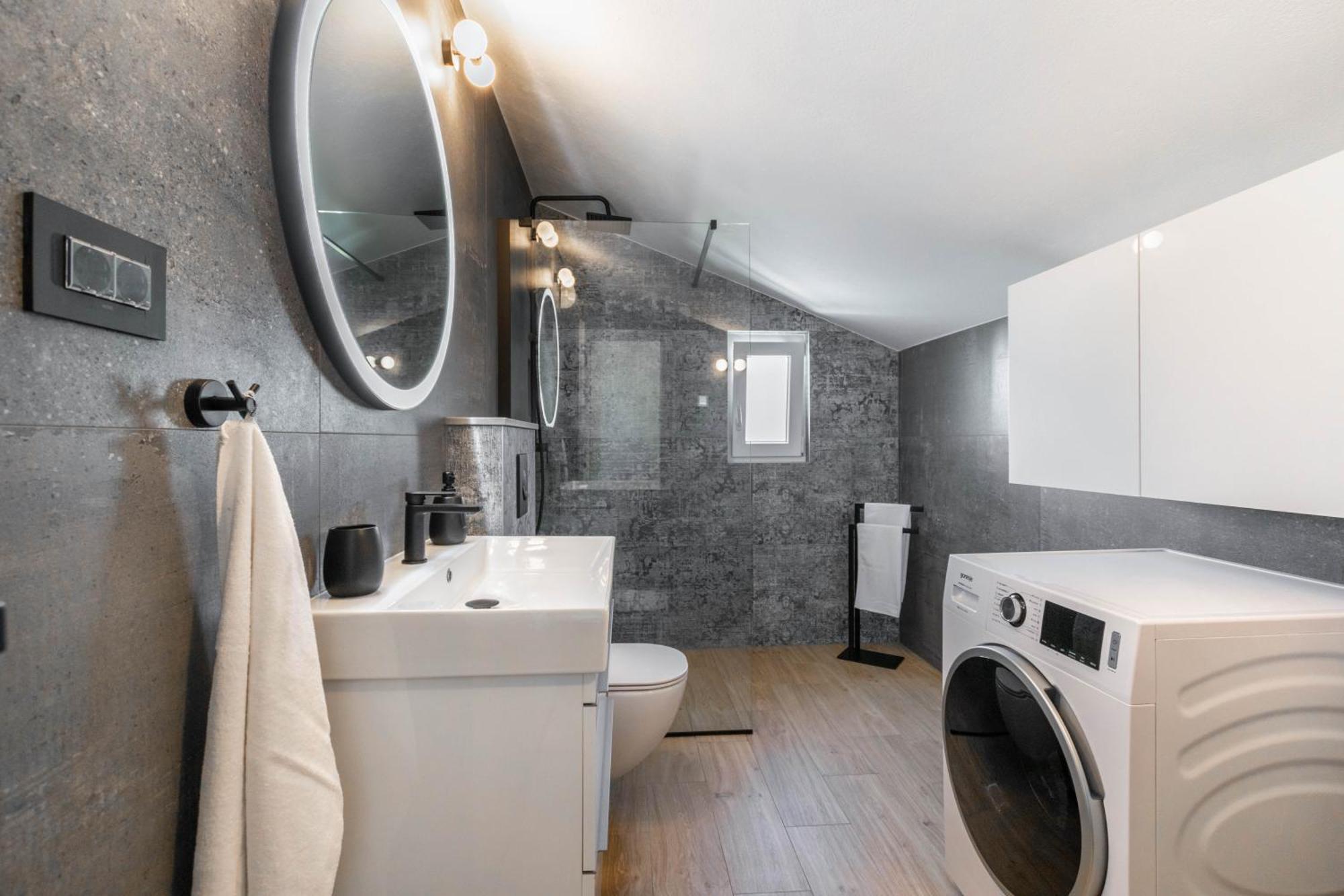 Apartman L&L Makarska Eksteriør bilde